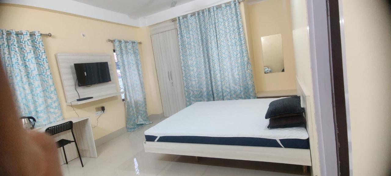 Gruham Sojourn Homestay Guwahati Buitenkant foto